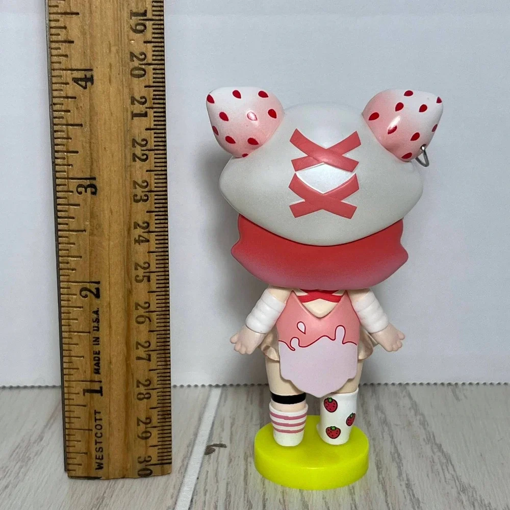 SIMONTOYS Kunana Bubble Girls Series Strawberry Milk Figure Pink Cow Girl Yellow